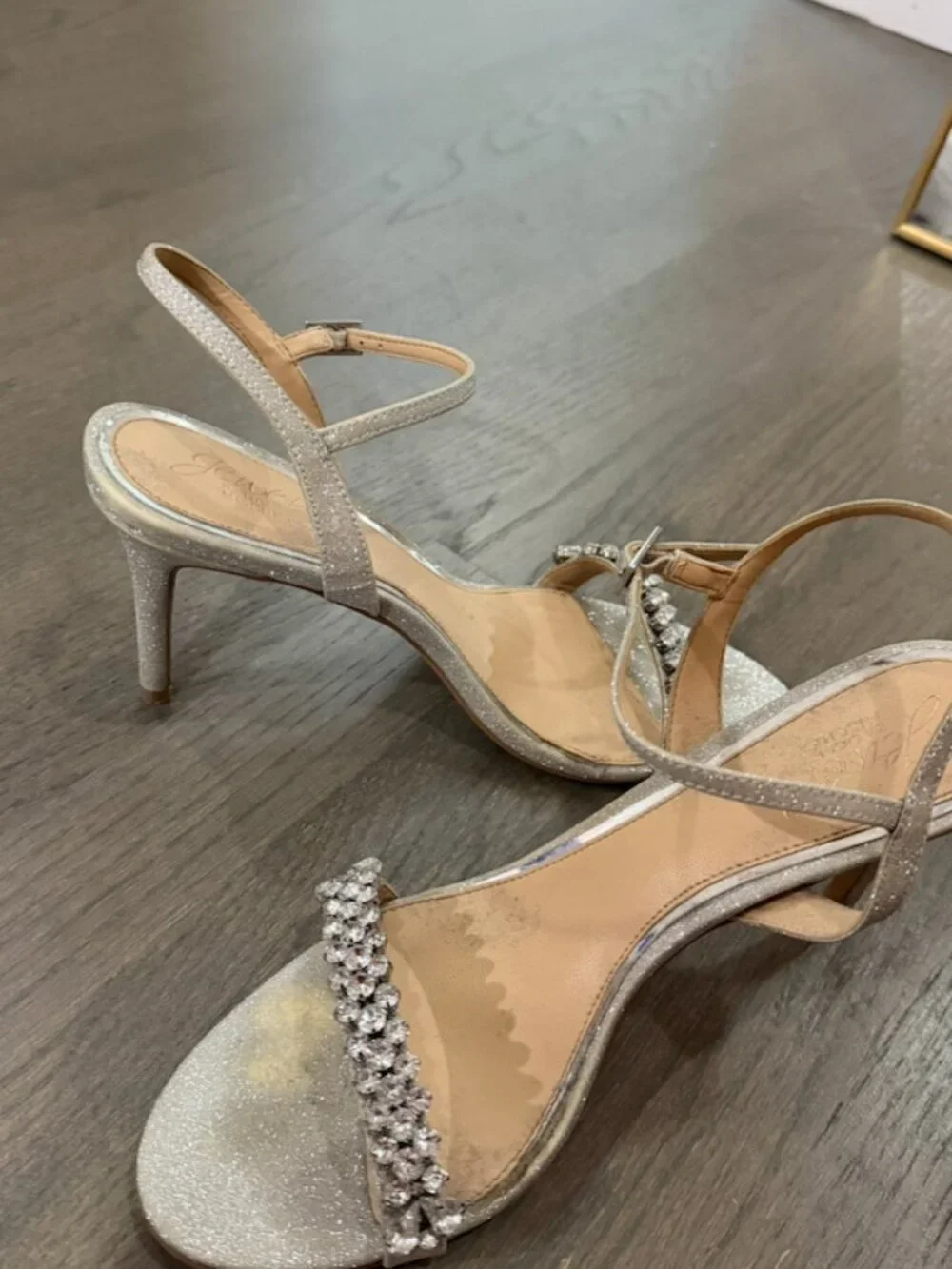 Jewel Badgley Mischka Silver Glitter Rhinestone Ankle Strap Heels Size 9